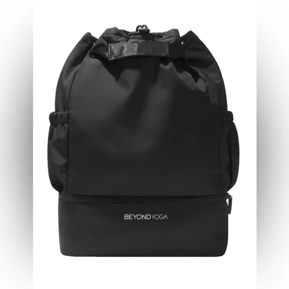 NWT Beyond Yoga Convertible Gym Bag Black and Free Home Ranger Shoulder Pulley NWT Beyond Yoga Convertible Gym Bag Backpack Black OS | eBay main image 3